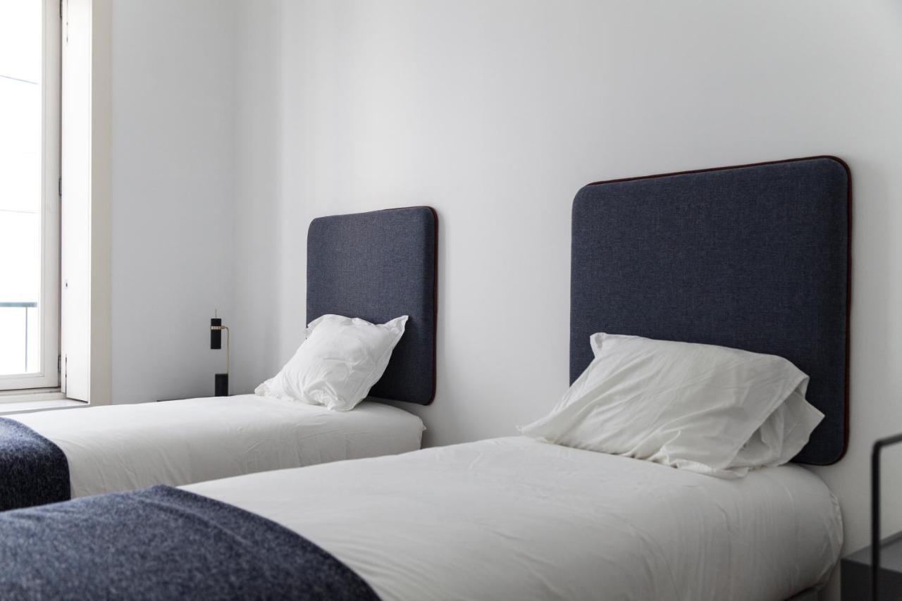 Classy 2Bdr Apartment In Downtown By Lovelystay Lisbon Exterior photo